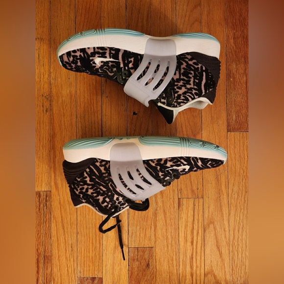 Nike KD 14 - Picture 2 of 6